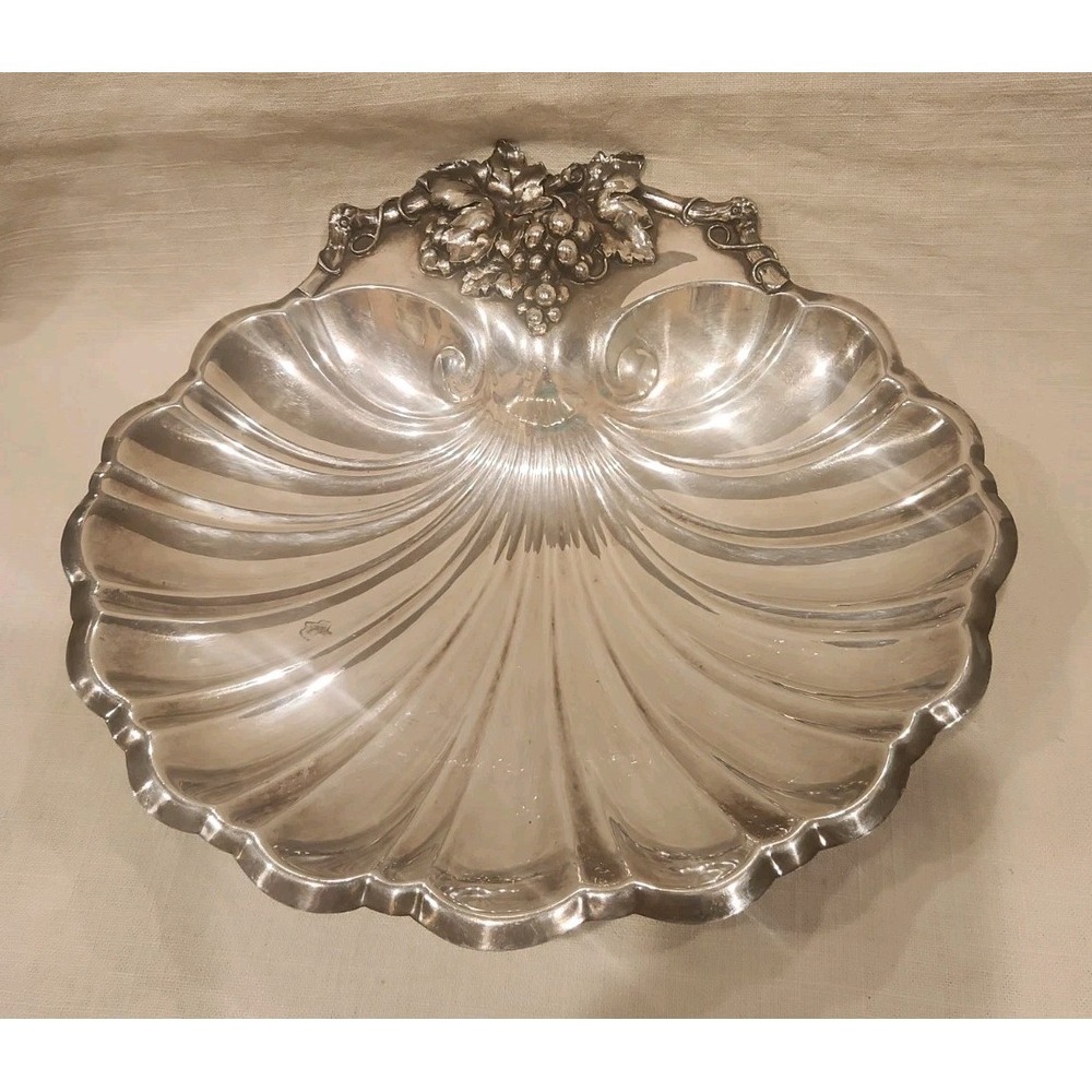 Vintage Reed & Barton Silverplated Clamshell Grapes Footed Serving Dish